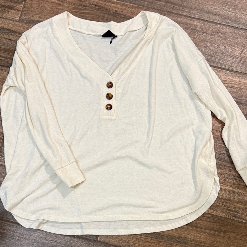 Urban Outfitters Ivory Buttoned Long Sleeve Fleece Tee
